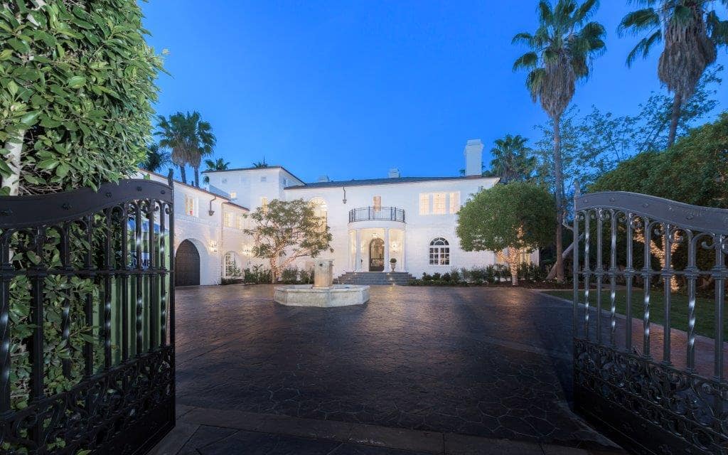 Parkyns Street image 1