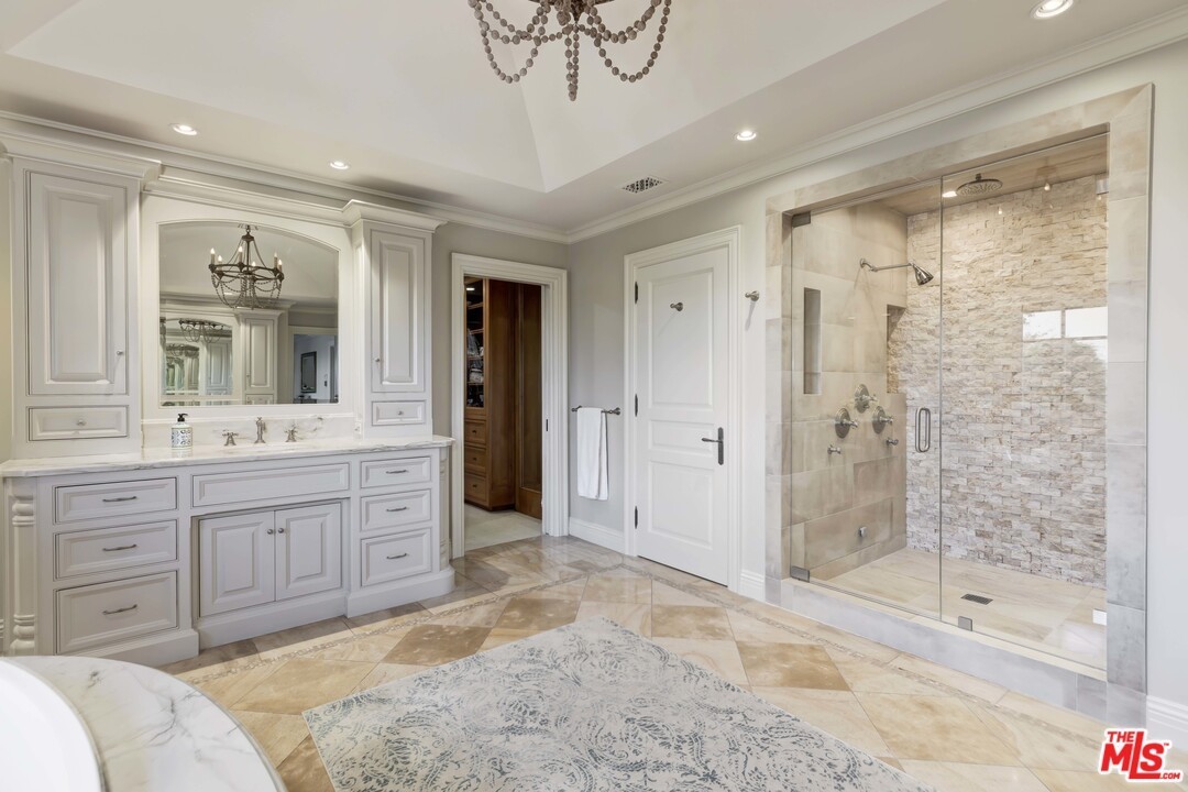 Toyopa Drive image 13