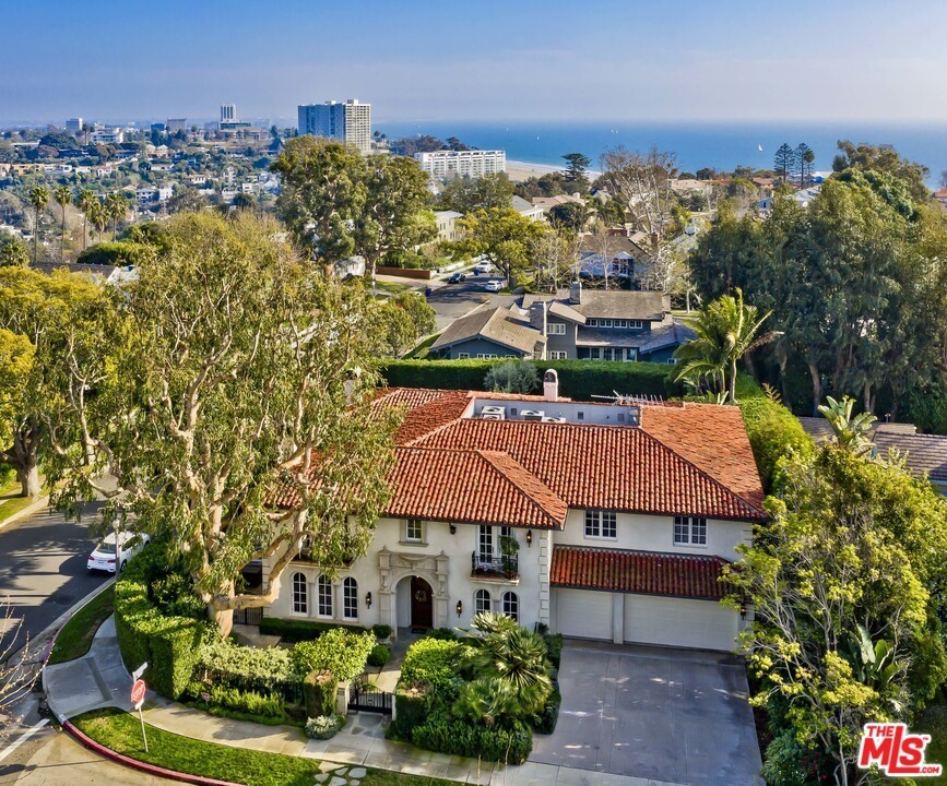 Toyopa Drive image 23