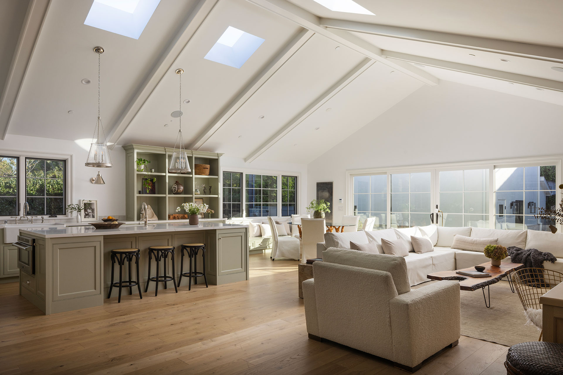 Marguerita Ave image 8