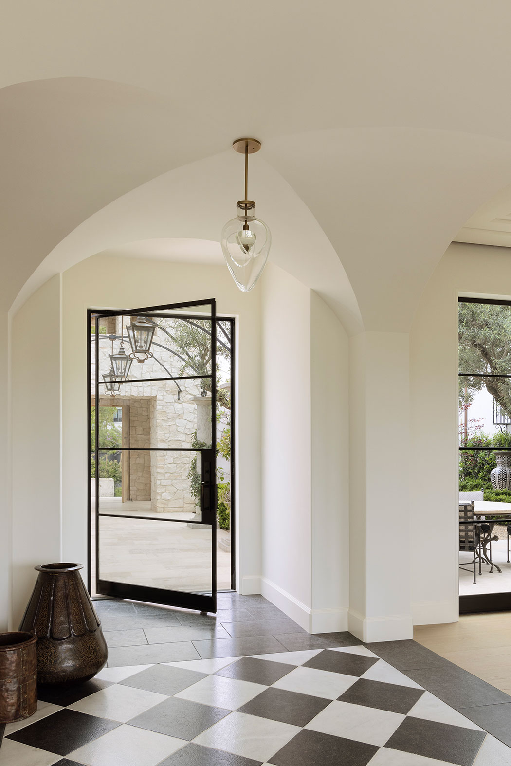 Alma Real Drive image 4